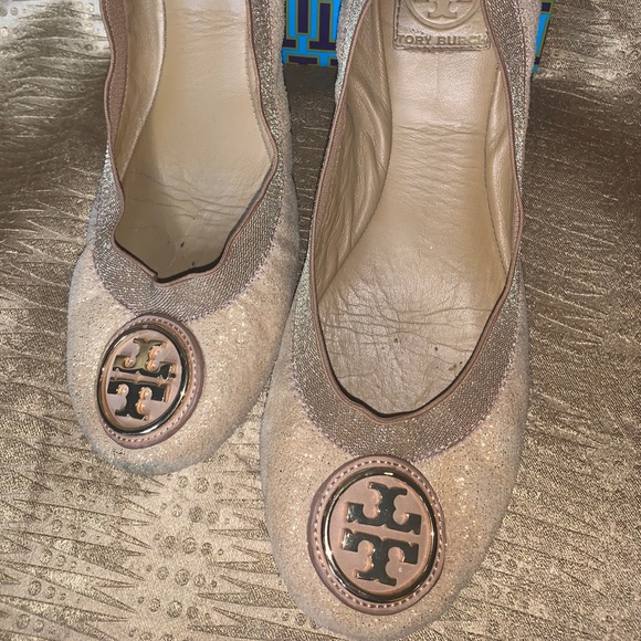 Tory Burch Caroline 2 Elastic Metallic Ballet Flat - Picture 7 of 13